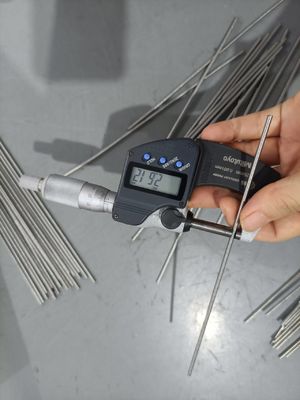 ราคาดี ท่อโคบาลต์โครเมียมที่มีความสามารถในการนําไฟ 20 W / mK จุดละลายสูง 1300-1400 °C และ 1.7-2.0 % IACS การนําไฟฟ้า ออนไลน์